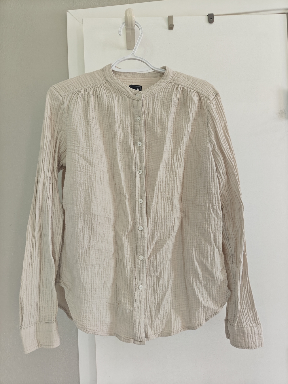 GAP Light Beige Button-Front Gauze Collarless Women's Shirt